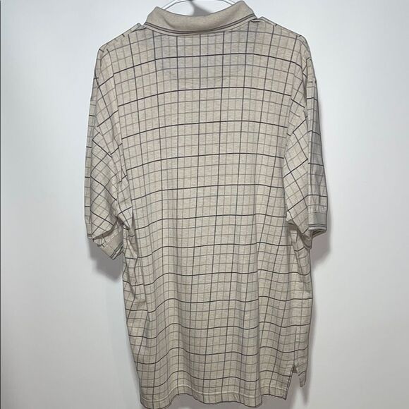 Tan Polo Shirt with Classic Collar and Ribbed Cuffs - Picture 5 of 9